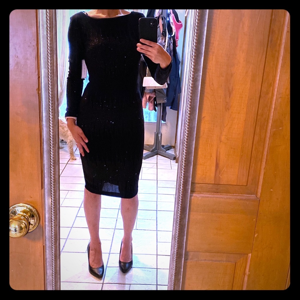 Sparkling black sheath dress long sleeve